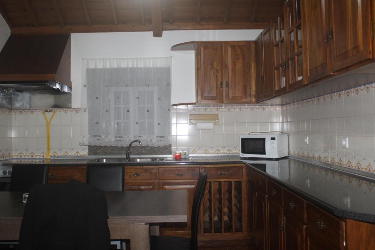 Golden House Villa Angra do Heroismo Exterior photo